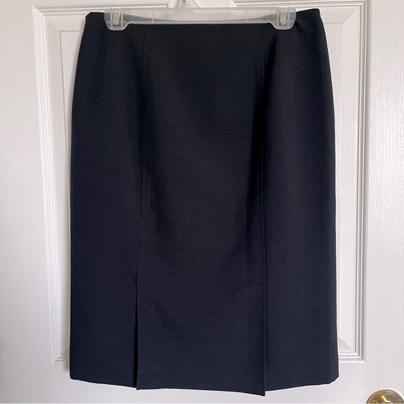 💠3/$10 KASPER Navy Pencil Skirt - Picture 2 of 5